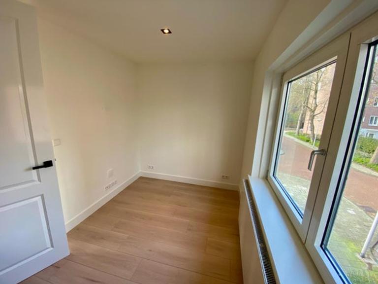4-kamer appartement met zonnig terras - Afbeelding 9