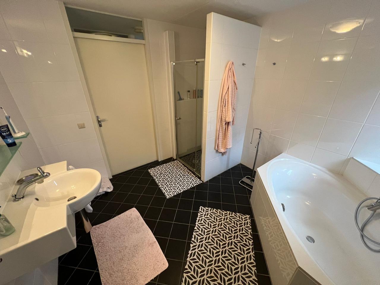 4-kamer appartement in Koningsveldbuurt - Afbeelding 13