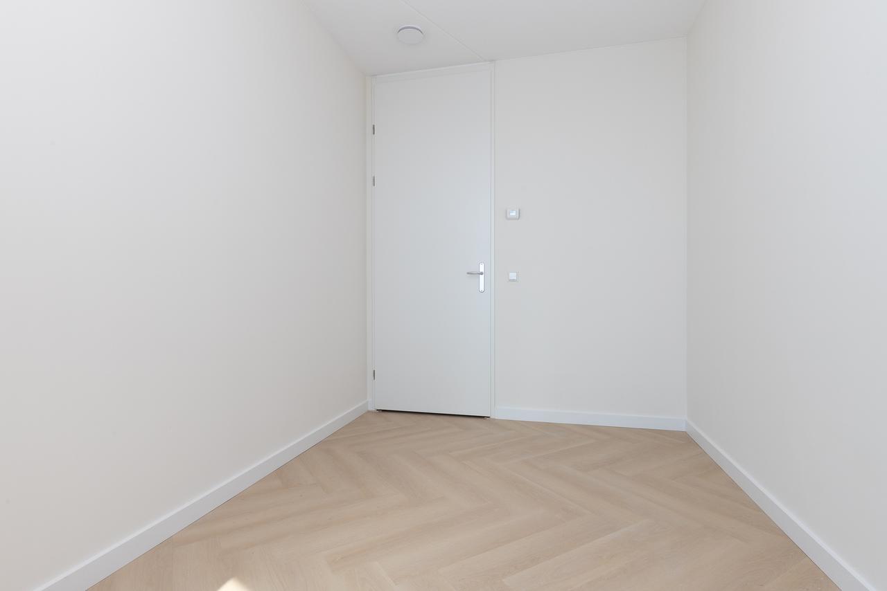 2-slaapkamerappartement met loggia in Hyde Park - Afbeelding 24