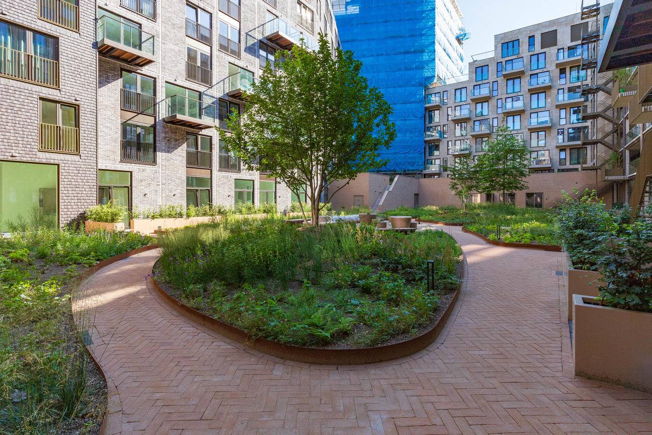 2-slaapkamerappartement met loggia in Hyde Park - Afbeelding 29