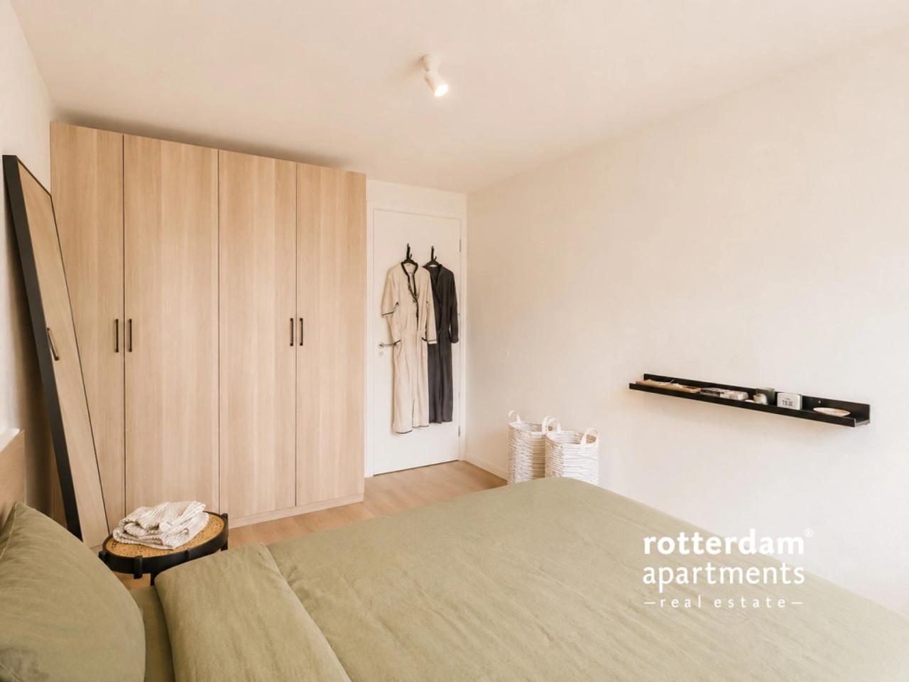 Gemeubileerd 3-kamerappartement met havenzicht - Afbeelding 10