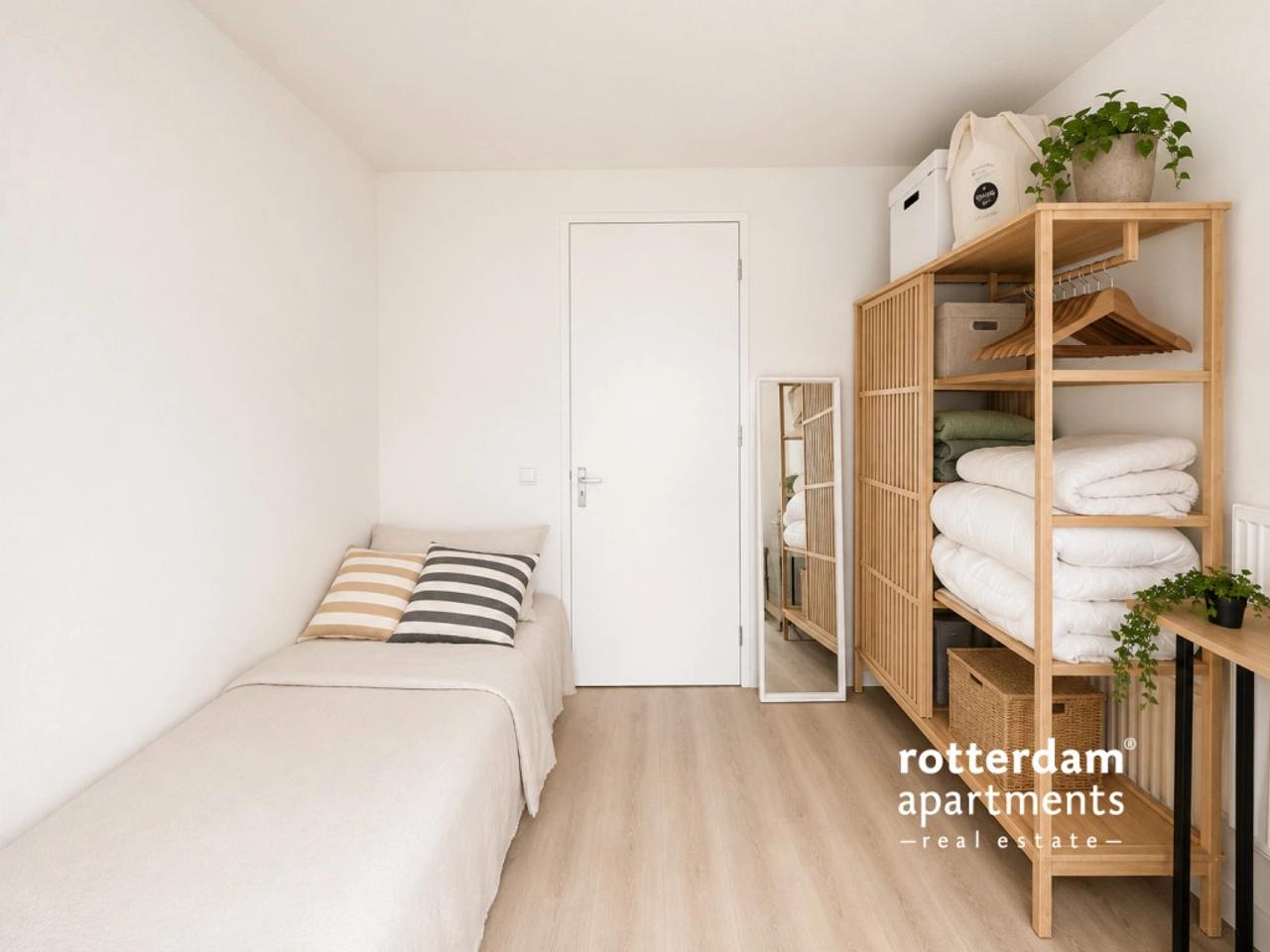 Gemeubileerd 3-kamerappartement met havenzicht - Afbeelding 12