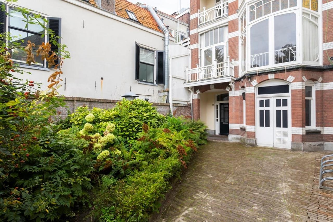 Terras aan de gracht in hartje Den Haag - Afbeelding 24