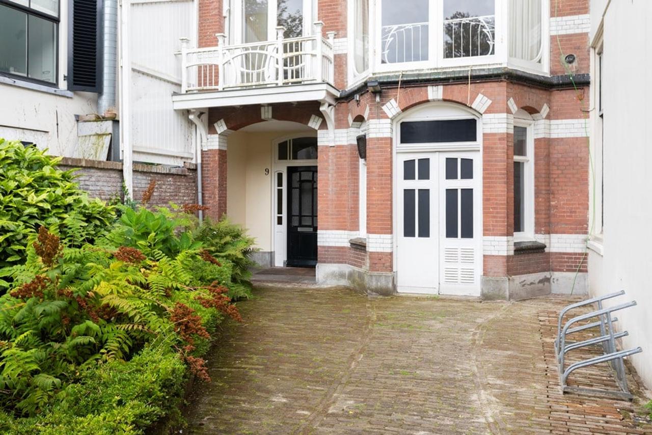Terras aan de gracht in hartje Den Haag - Afbeelding 25