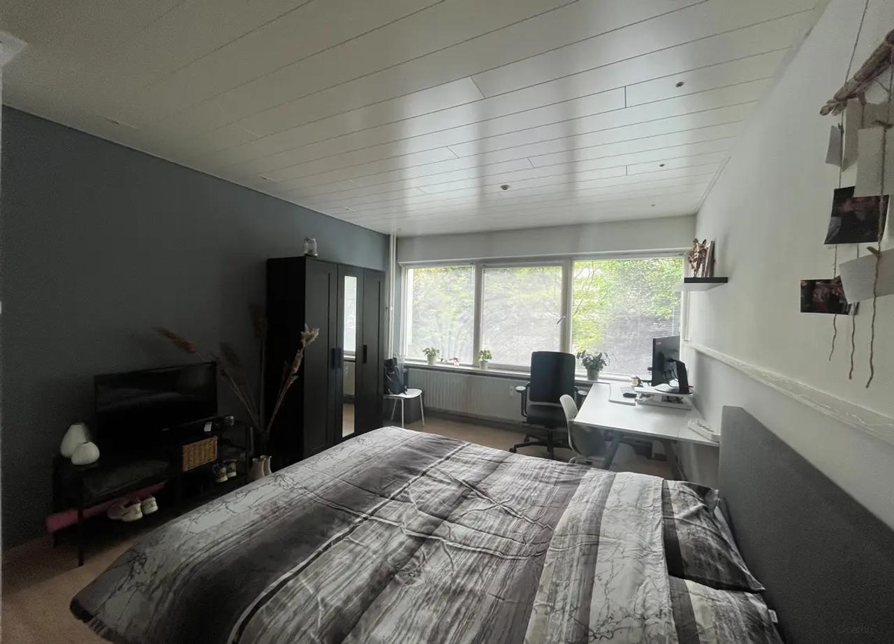 3-Bedroom Apartment in Tilburg - Image 10