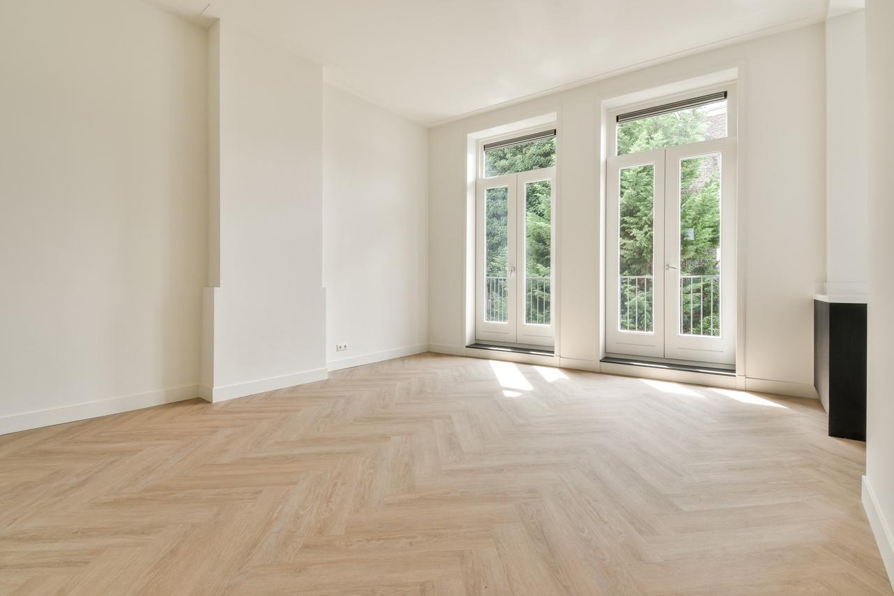 2-slaapkamer appartement met zonnig balkon - Afbeelding 3
