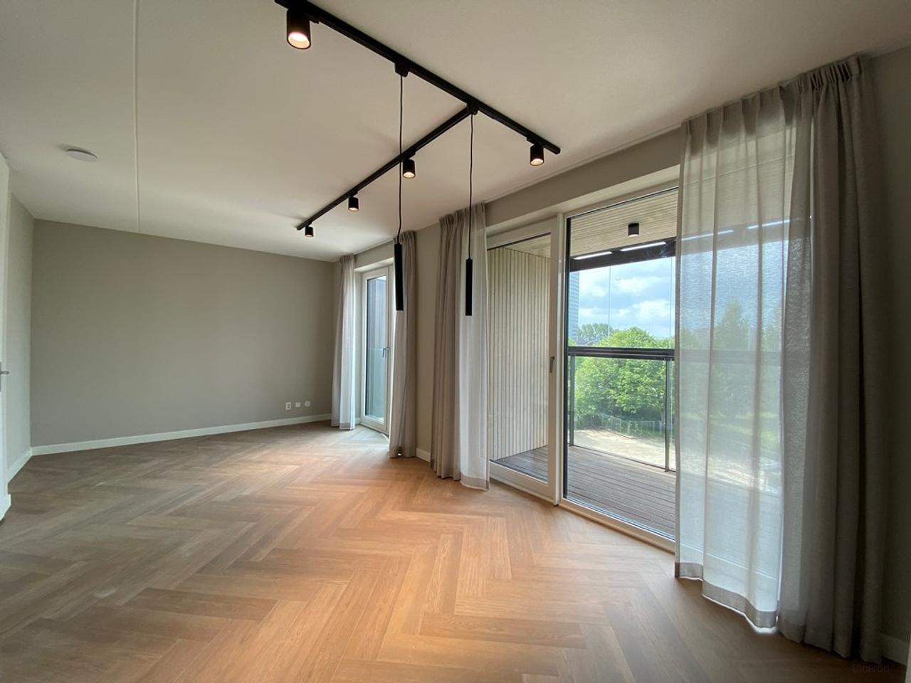 3-kamer appartement met balkon in Hyde Park - Afbeelding 3