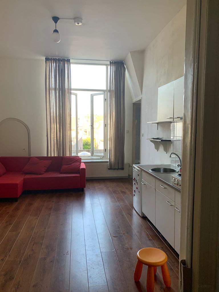 2-kamer appartement met balkon aan de Oudegracht - Afbeelding 1