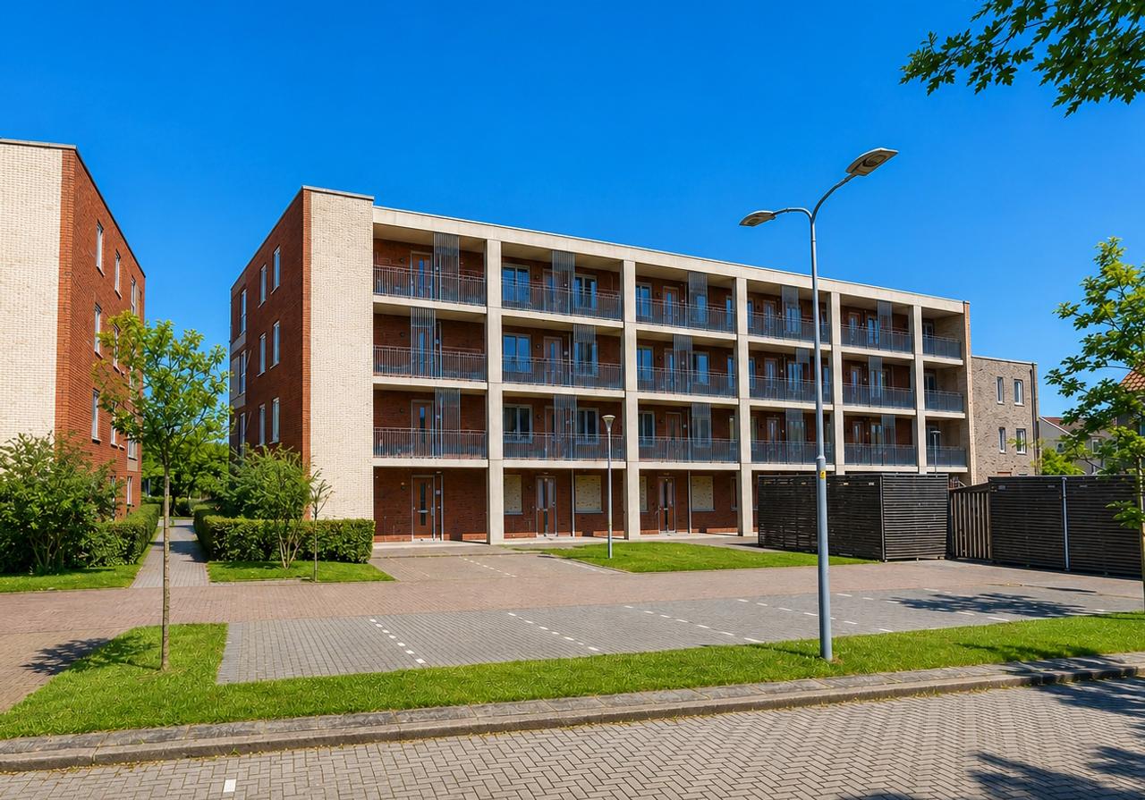 Gemeubileerd 3-kamerappartement met balkon - Afbeelding 2