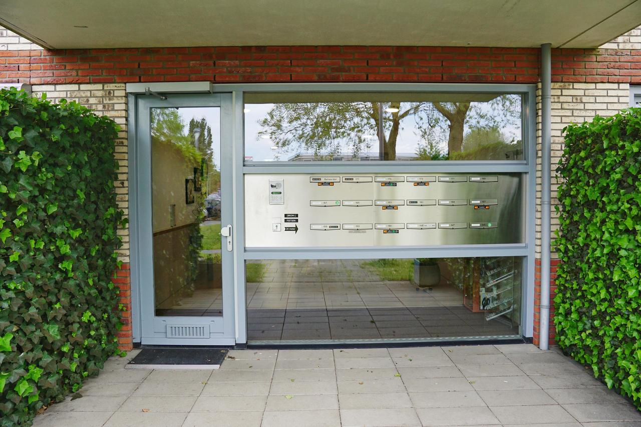 Gemeubileerd 3-kamerappartement met balkon - Afbeelding 3