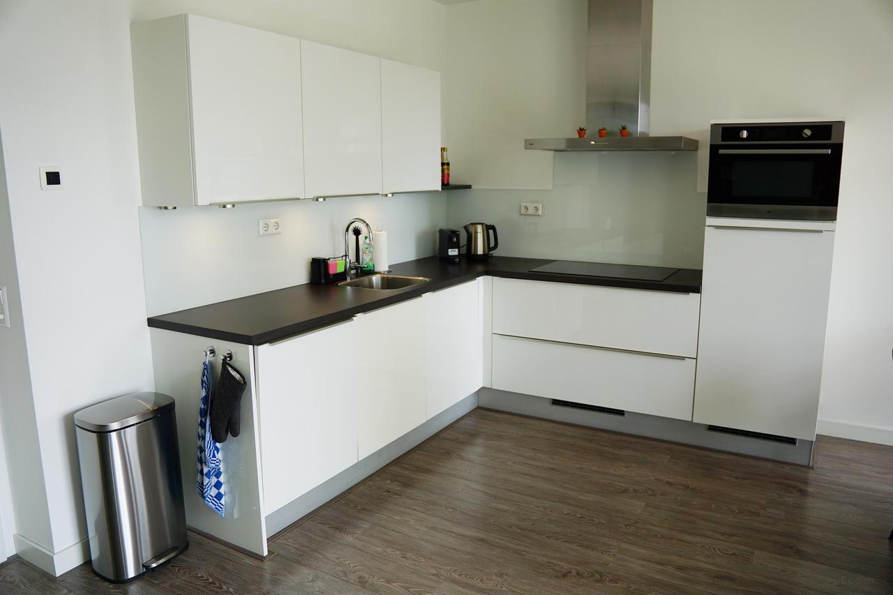 Gemeubileerd 3-kamerappartement met balkon - Afbeelding 12