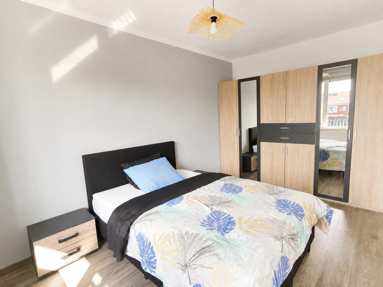 Gemeubileerd 3-kamerappartement met balkon - Afbeelding 15