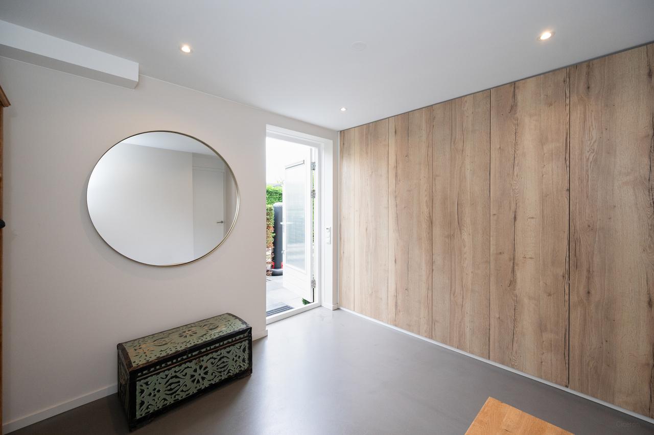 Detached Waterfront Home in Noorderplassen - Image 6