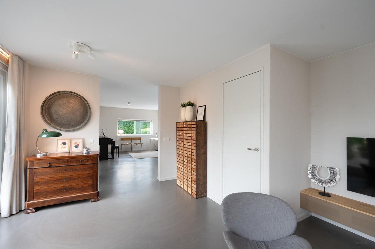 Detached Waterfront Home in Noorderplassen - Image 11