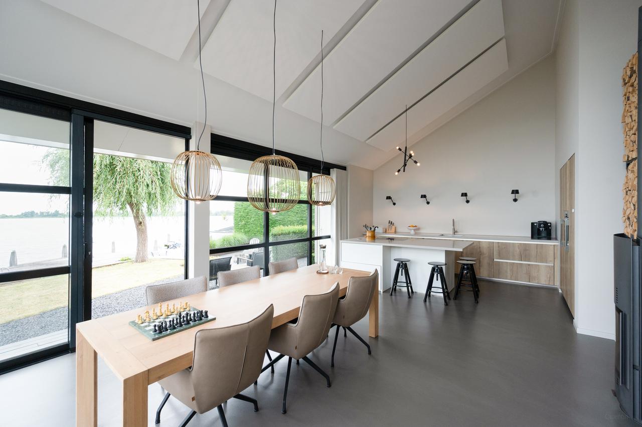 Detached Waterfront Home in Noorderplassen - Image 13