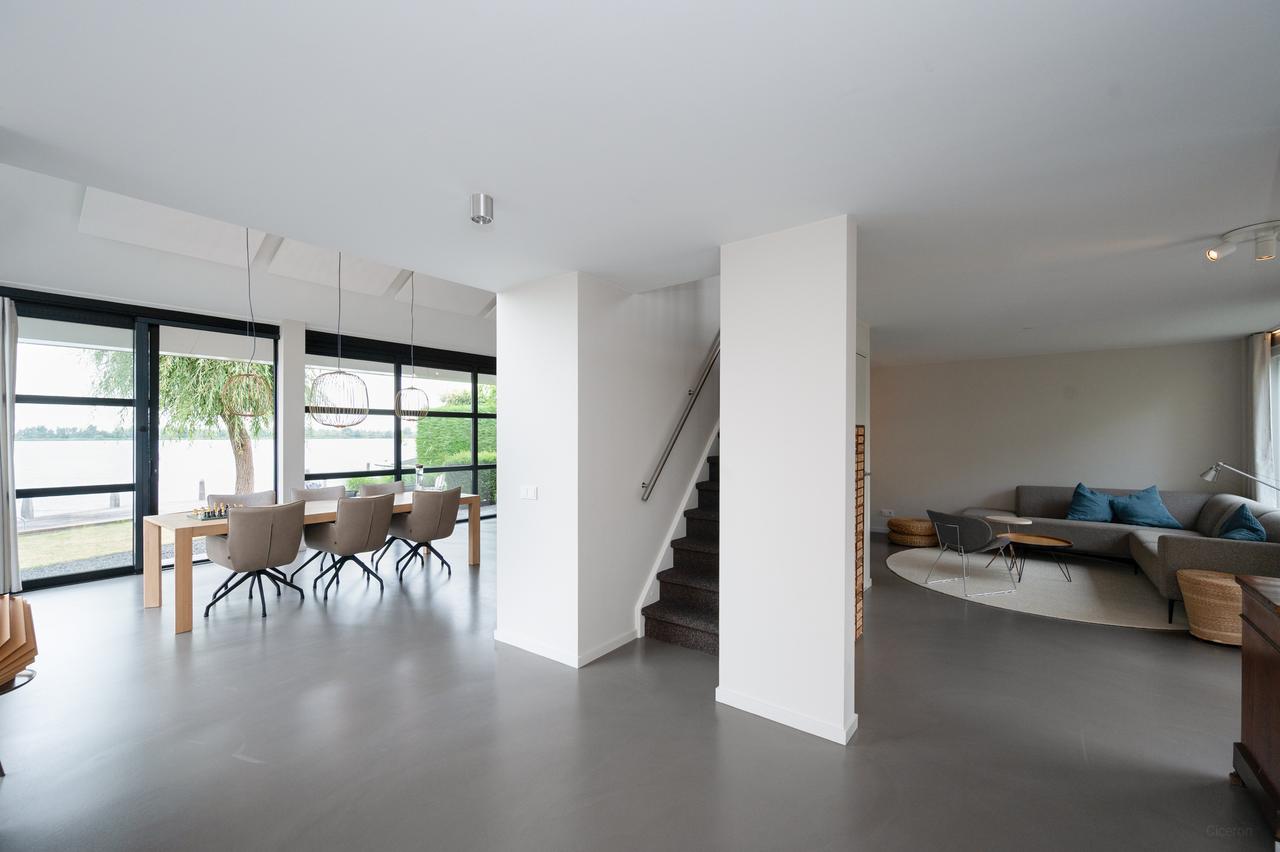 Detached Waterfront Home in Noorderplassen - Image 15