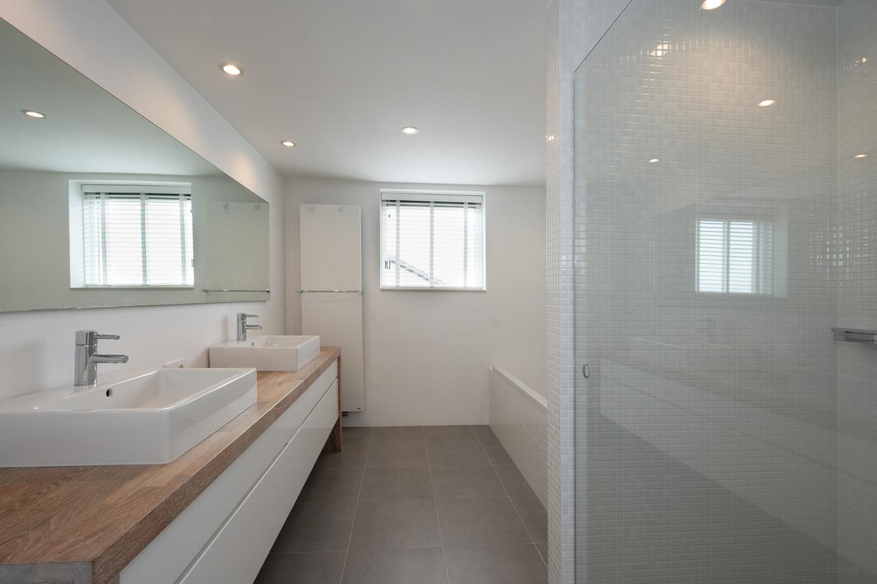 Detached Waterfront Home in Noorderplassen - Image 28