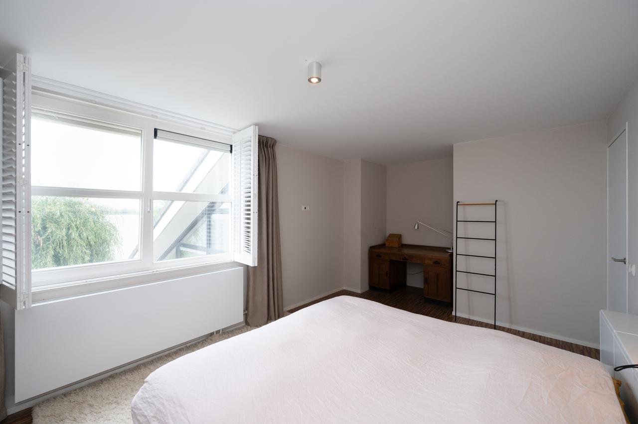 Detached Waterfront Home in Noorderplassen - Image 35