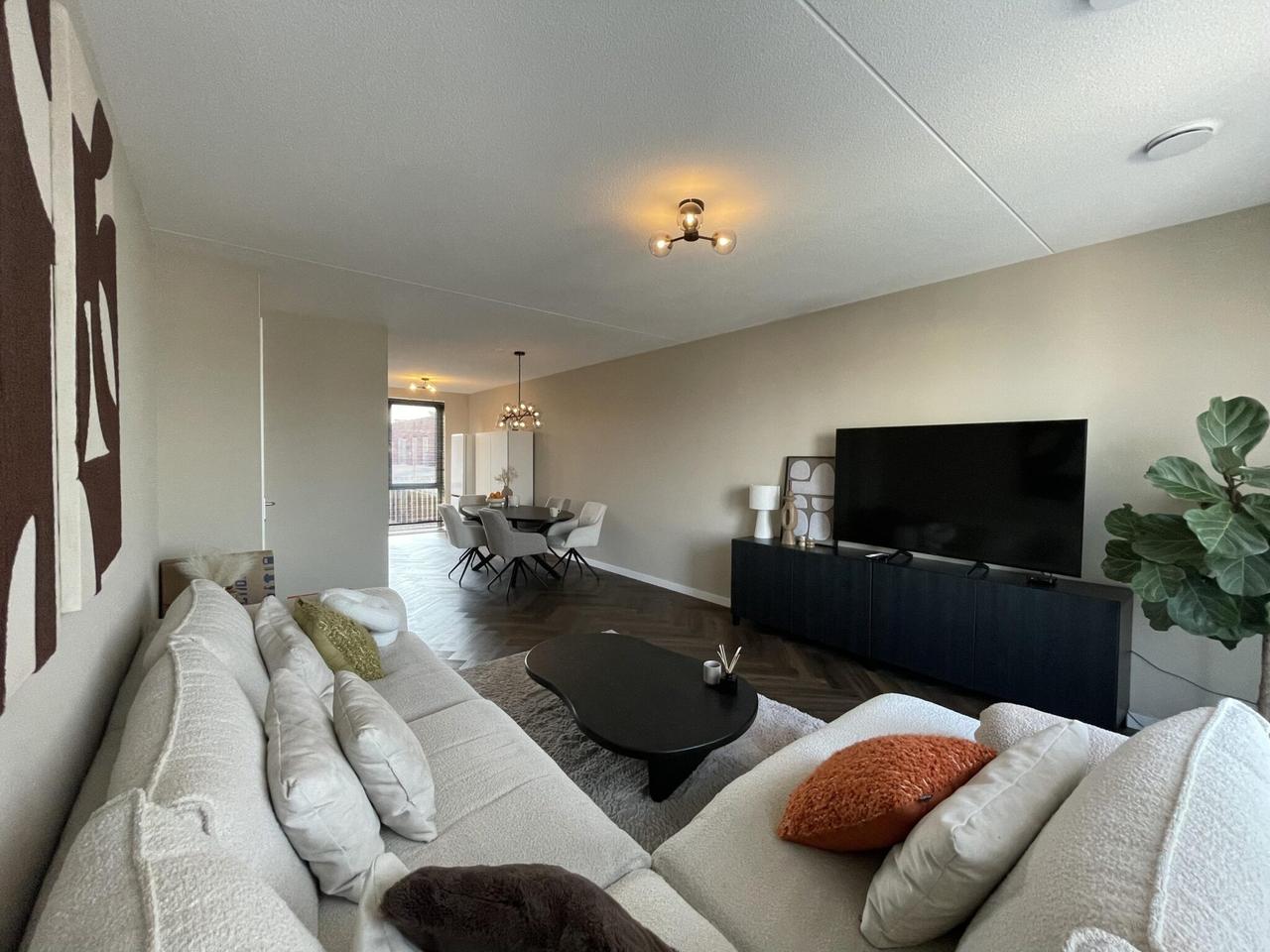 Licht 3-kamerappartement met balkon - Afbeelding 4