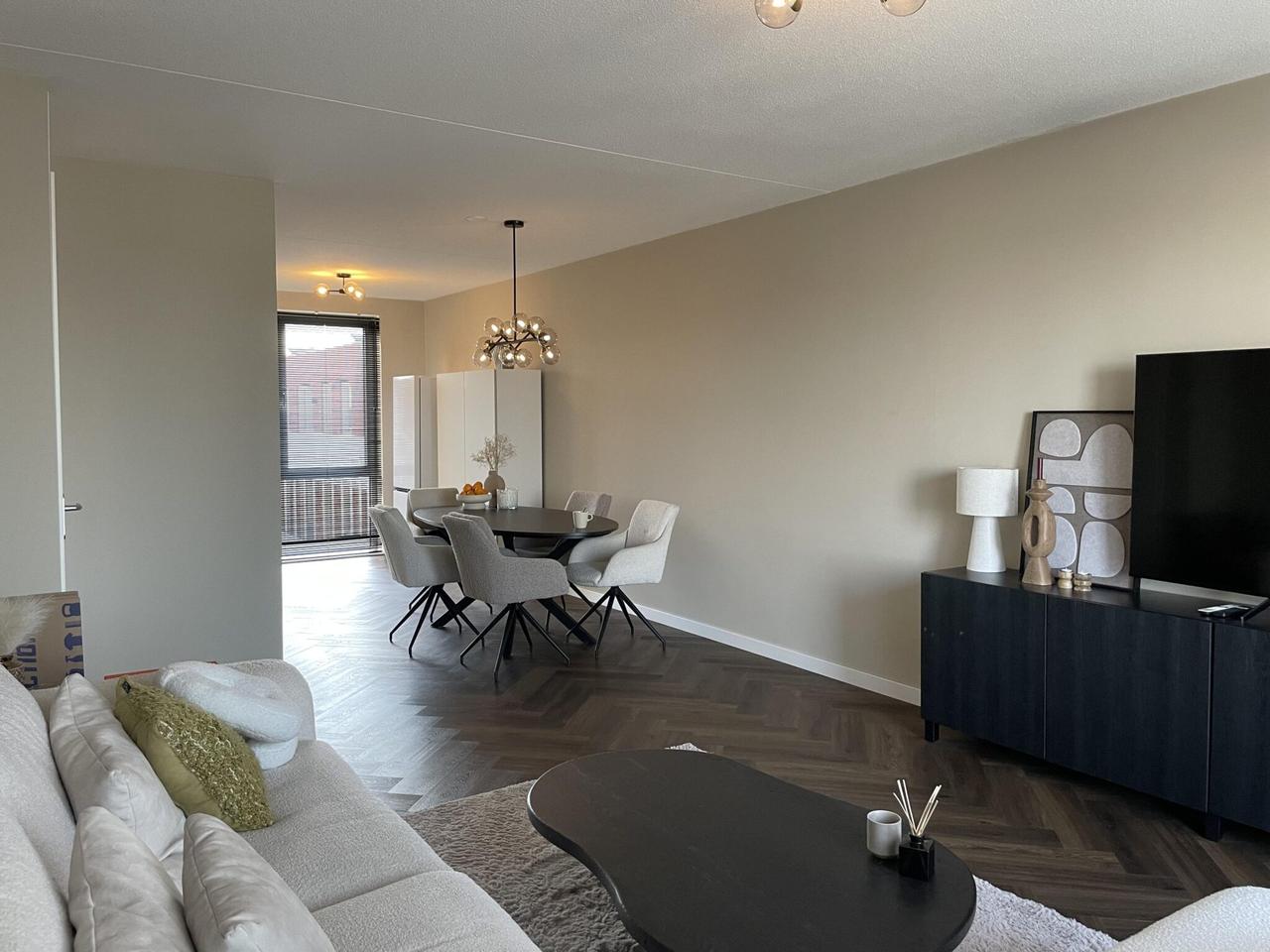 Licht 3-kamerappartement met balkon - Afbeelding 5