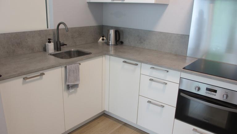 100 m² Apartment with Parking Space - Image 5