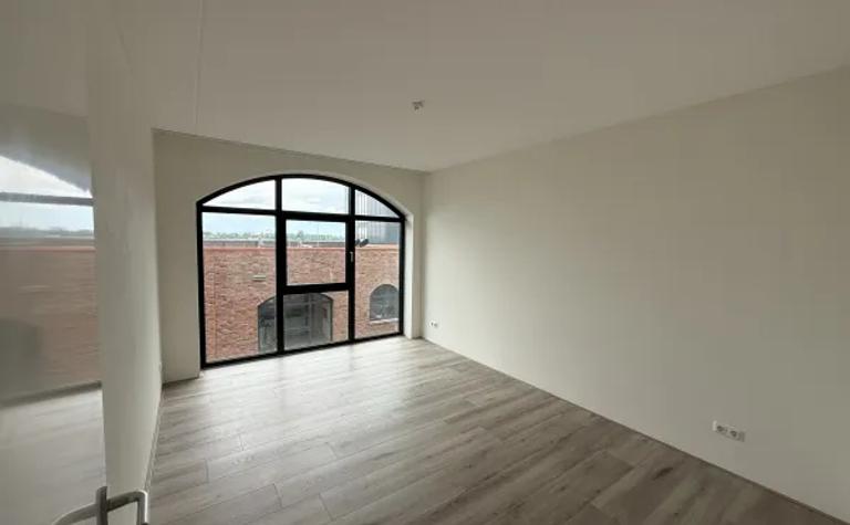 2-kamerappartement met parkeren in Amsterdam - Afbeelding 14