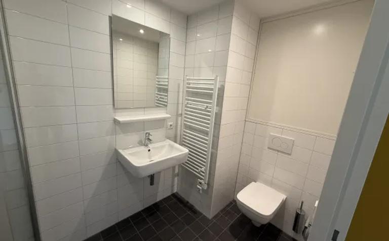 2-kamerappartement met parkeren in Amsterdam - Afbeelding 27