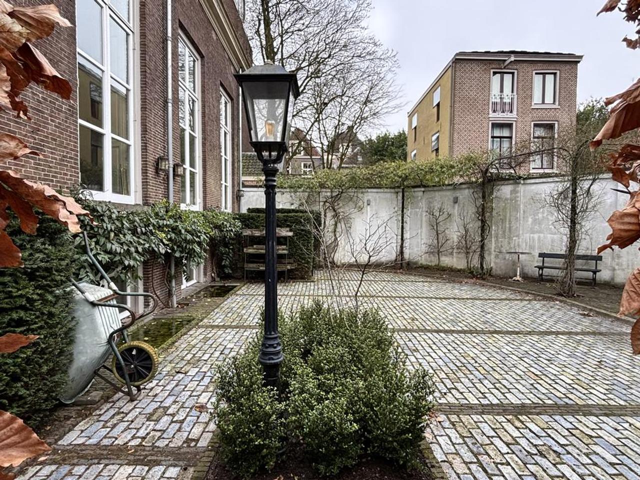 Monumentaal penthouse bij de Dom met parkeerplek - Afbeelding 24