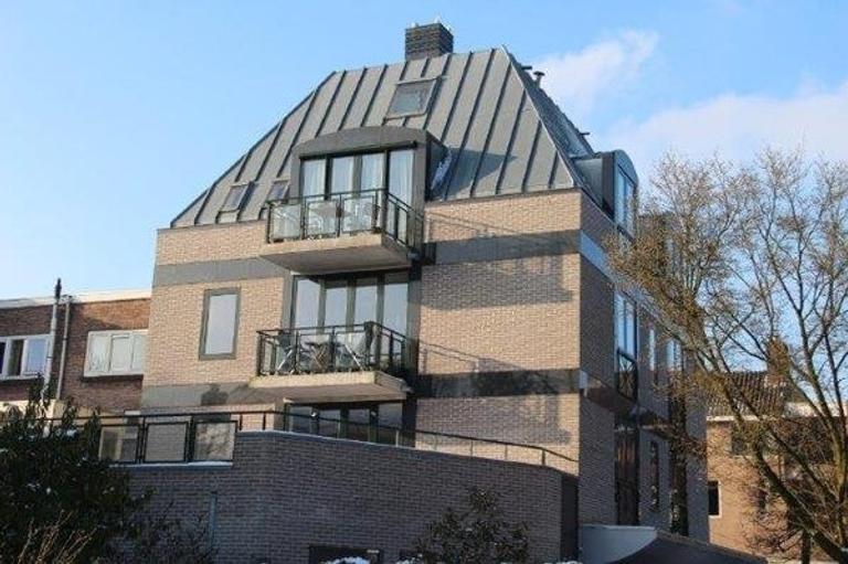 96 m² appartement met terras aan het park - Afbeelding 1