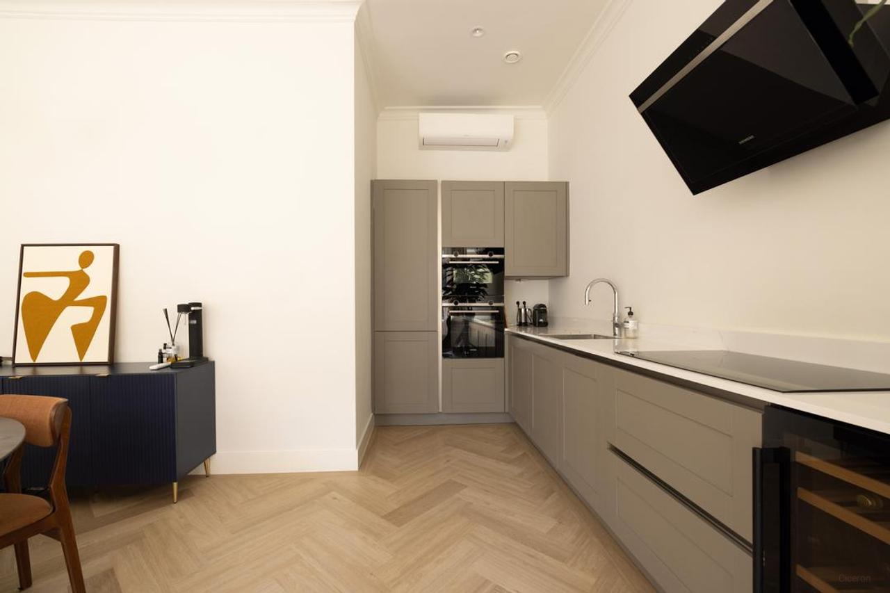 79 m² gemeubileerd bij het Vondelpark - Afbeelding 16