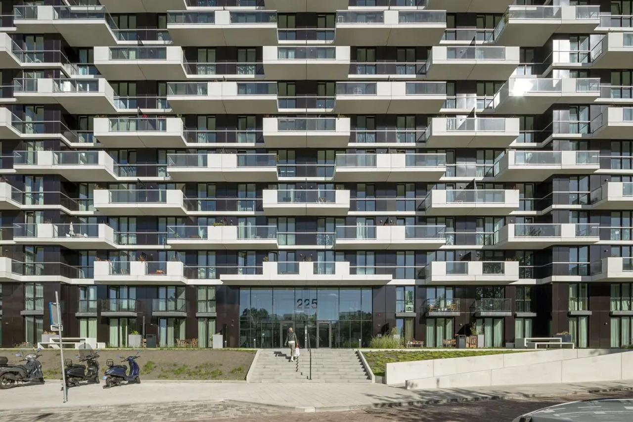2-kamerappartement op de 12e met balkon - Afbeelding 2
