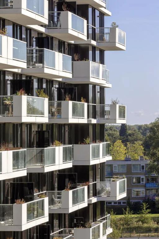 2-kamerappartement op de 12e met balkon - Afbeelding 4