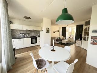 Furnished Terraced House near High Tech Campus - Image 10