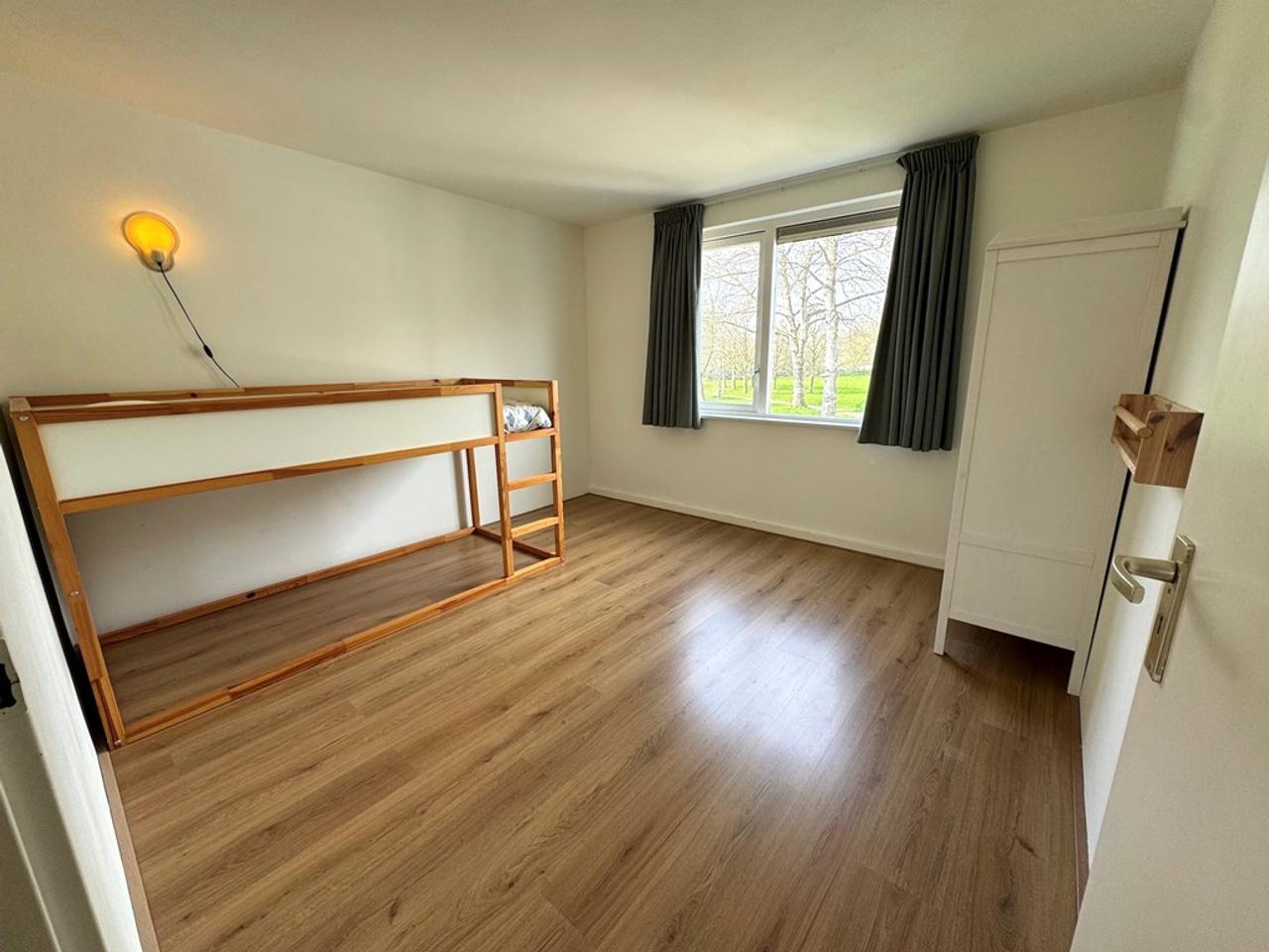 145 m² Townhouse with 4 Bedrooms and Garden - Image 6