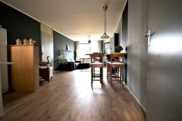 Gemeubileerd 3-kamerappartement aan het water - Afbeelding 3