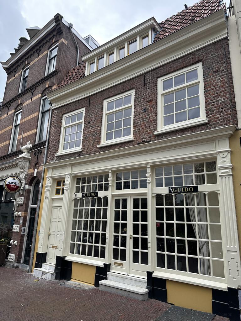 2-Bedroom Apartment in the Heart of Arnhem - Image 2