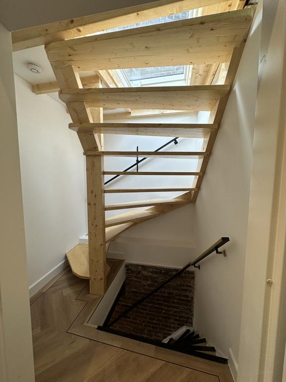 2-Bedroom Apartment in the Heart of Arnhem - Image 14