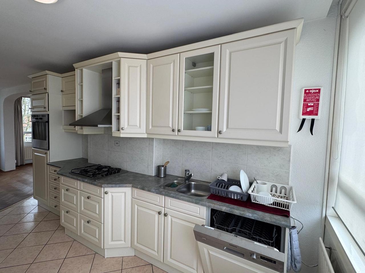 90 m² Student Apartment with Balcony - Image 9