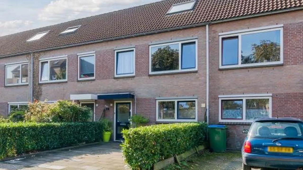 4-slaapkamer huurwoning met tuin in Breda - Afbeelding 13
