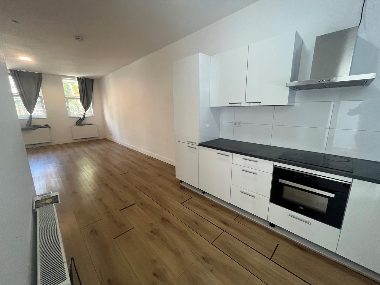 5-room rental home in Bloemhof - Image 2