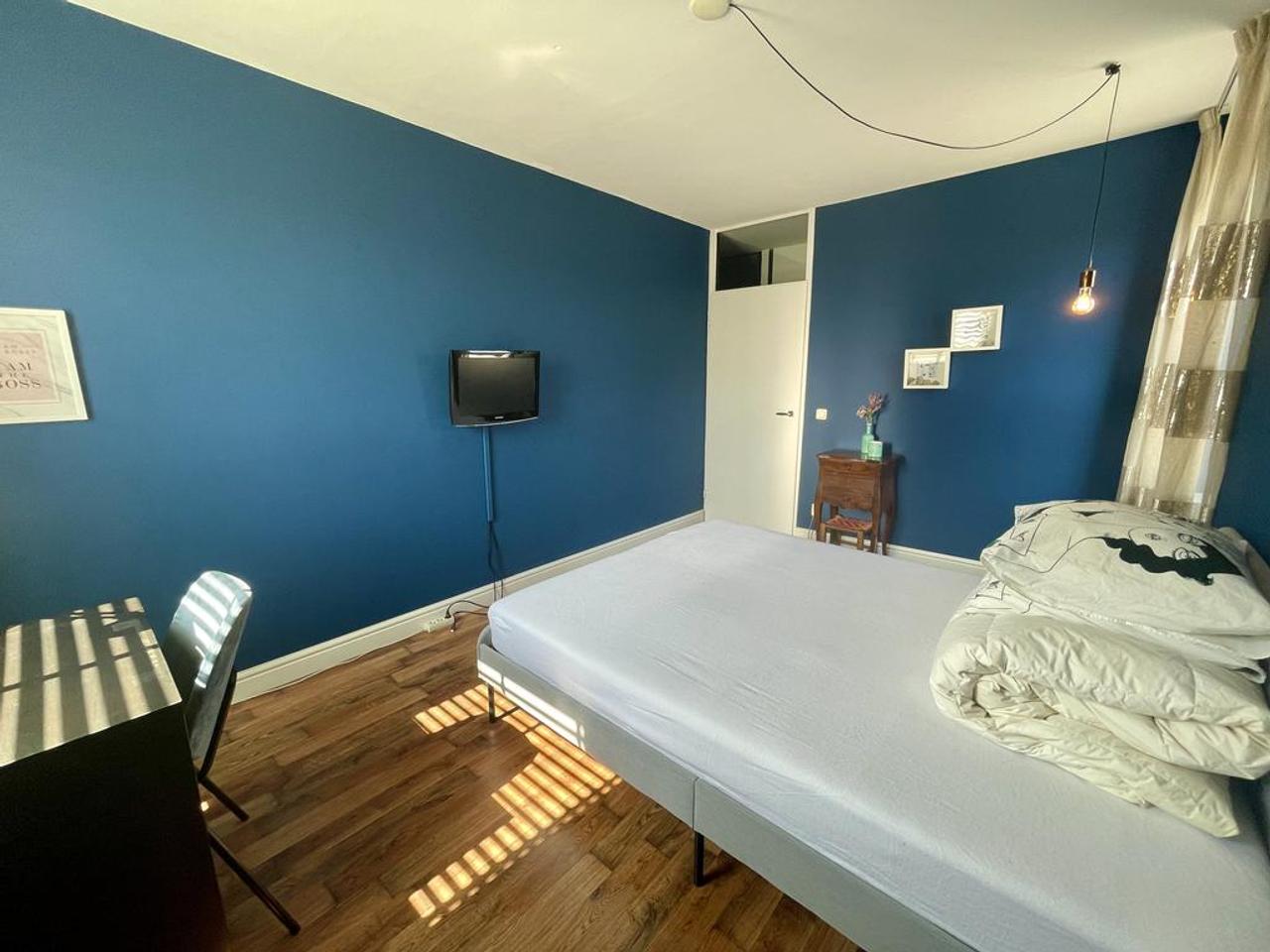 Gemeubileerd 3-kamerappartement bij station - Afbeelding 15