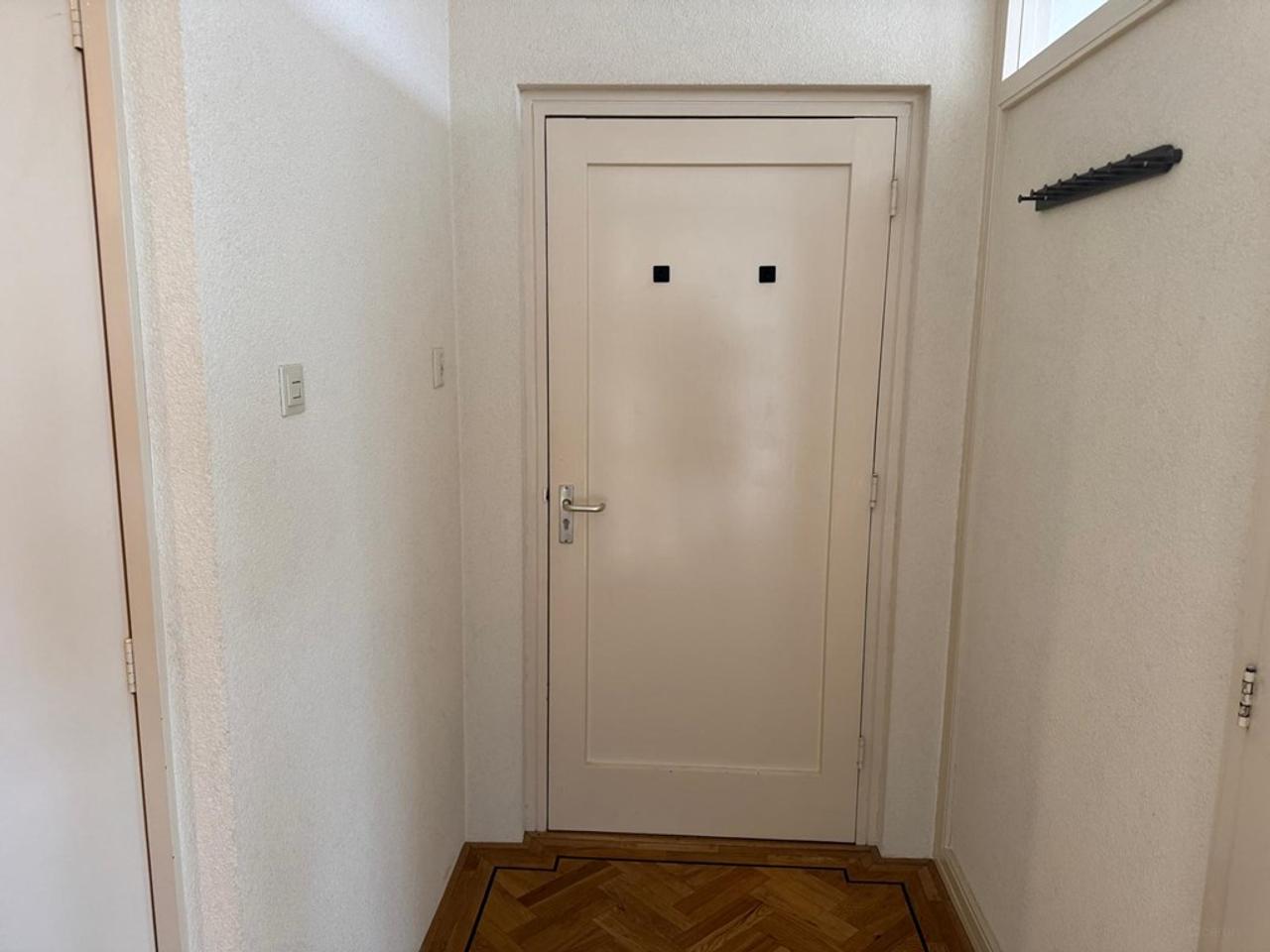 Bright 2-bedroom apartment with balcony - Image 12