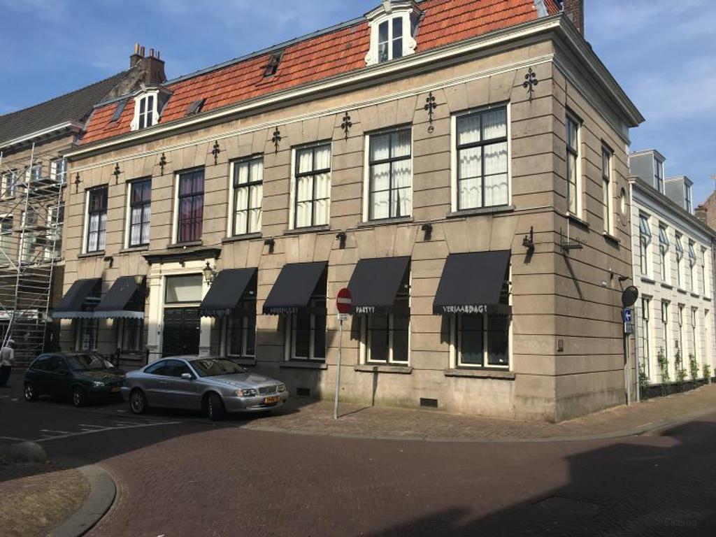65 m² appartement in hartje Tiel - Afbeelding 1