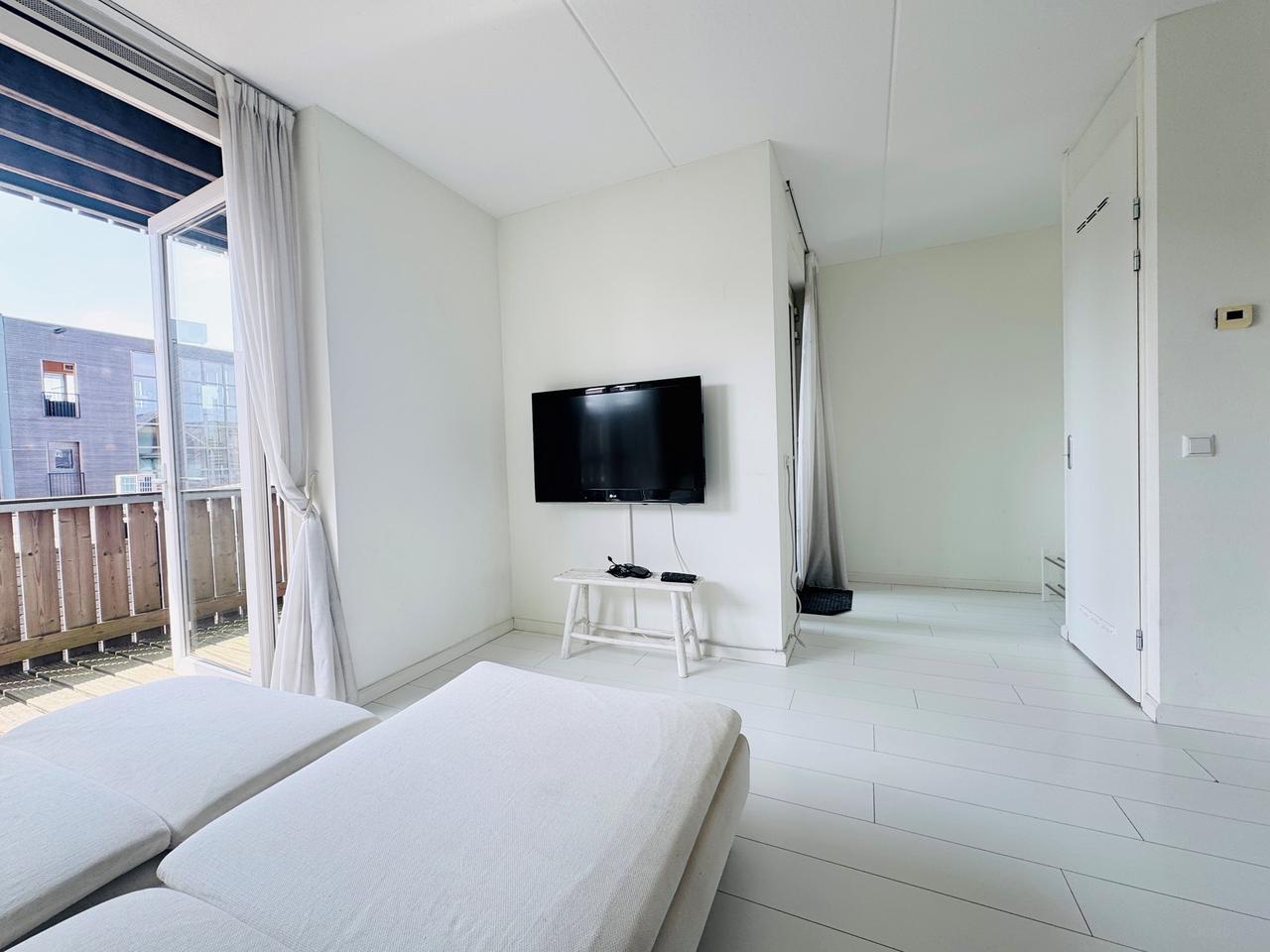 Gemeubileerd 3-kamerappartement met balkon - Afbeelding 4