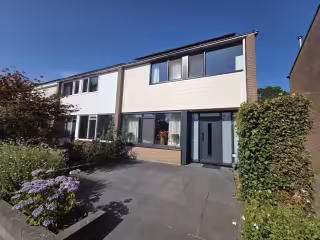 Eindwoning met 4 slaapkamers in Emmerhout