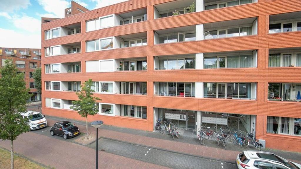 3-kamerappartement met lift in Puntenburg - Afbeelding 1