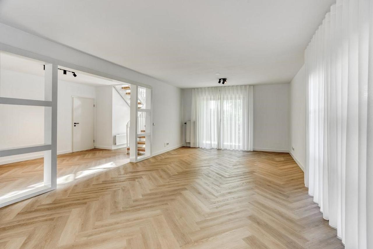 Detached Villa with Sauna in Acht - Image 17