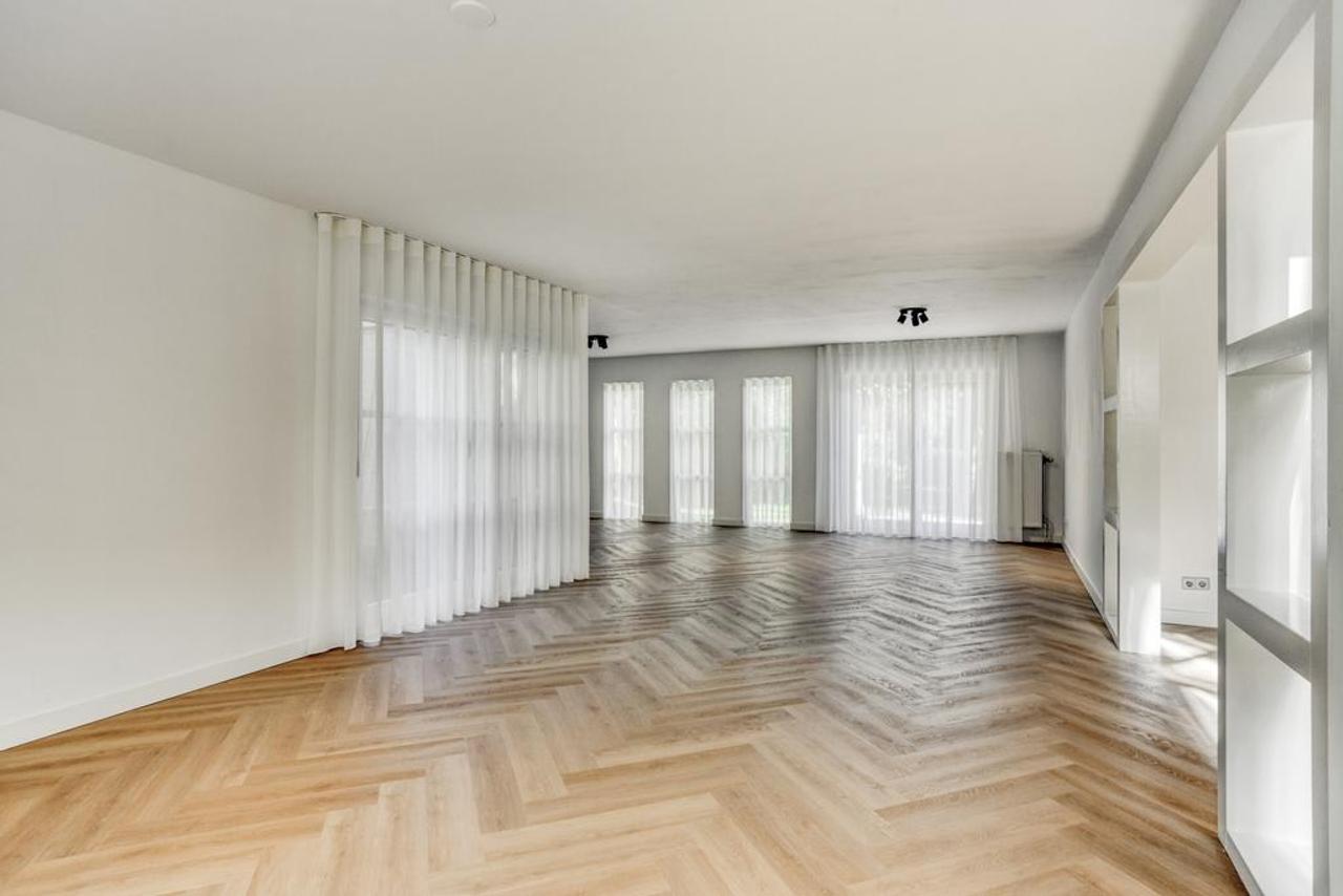 Detached Villa with Sauna in Acht - Image 18