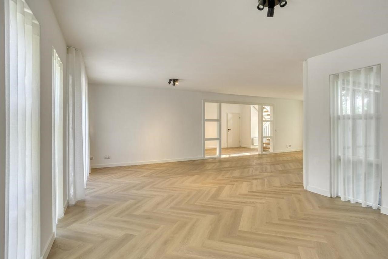 Detached Villa with Sauna in Acht - Image 19