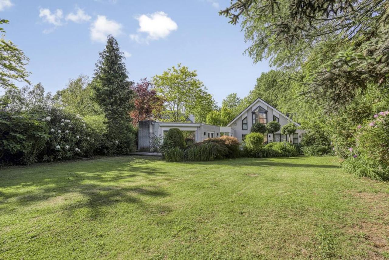 Detached Villa with Sauna in Acht - Image 61